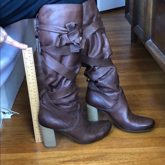 Vic Matie buttery soft brown boots. Size 38 - Picture 3 of 5